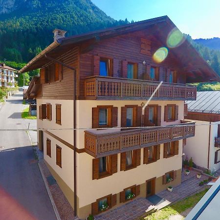 Ajarnola Locazioni Turist Hotel Auronzo di Cadore Exterior photo